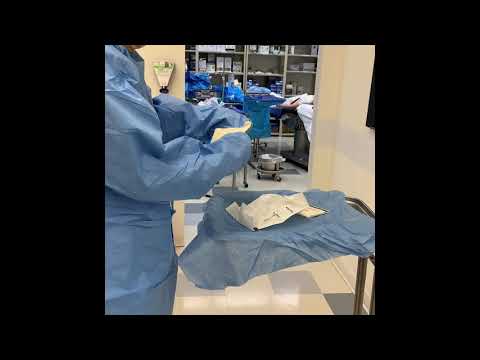 Closed gloving, Turning The Gown, And Tie And Turn Another