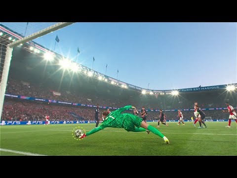 100 Times Goalkeepers Turned Into Superheroes