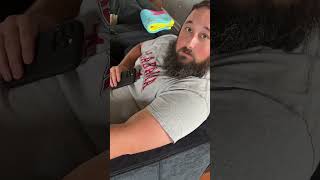 CAUGHT HIM! This phone screen mirroring device isn’t just for recording yourself using back of