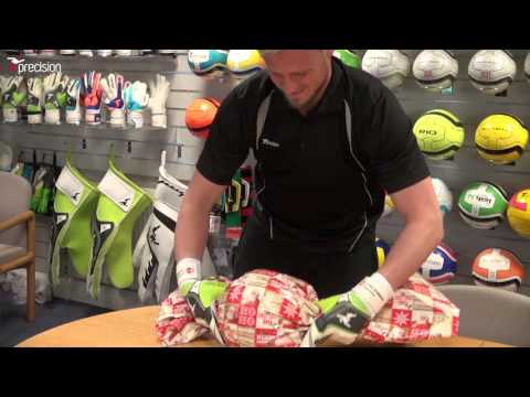 Precision Wrapping Challenge - Kasper Schmeichel