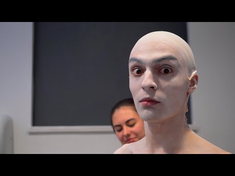 “I” BACKSTAGE