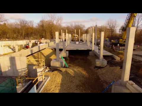 The Promenade of Wayzata, Underbuilding Pond Construction (1)