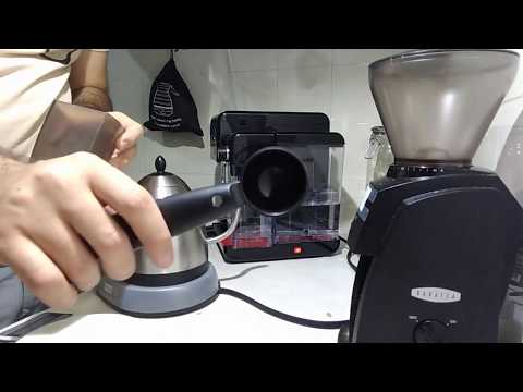 Fazendo café expresso no Turicas Hacker Clube