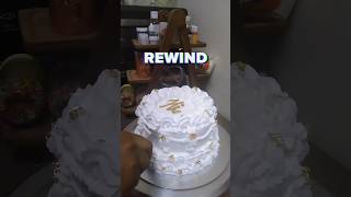 #fakeorcake #dummycake #shorts  #frostmemycakes #caketok #frost_me_my_cakes #onecolorchallenge