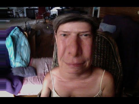 Flat Earth, Viv - Learning to like cooking