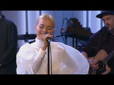 Petra Marklund - Broarna som bär oss över (Så mycket bättre 2019)