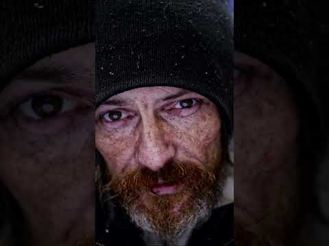 LEICA SL2 - HOMELESS PORTRAITS 'Patient in Piccadilly' #photography #streetphotography #leicasl2