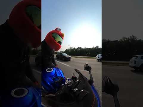 Drivers pay attention #gsxr1000 #sportsbike #motorcycle #bikelife #roadrage #suzuki