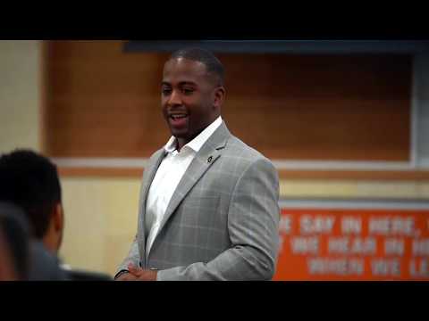 Will Baggett - Executive Image (Texas Football 2019)