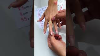 Measuring ring size has never been easier 💍 #measuring #ring #size