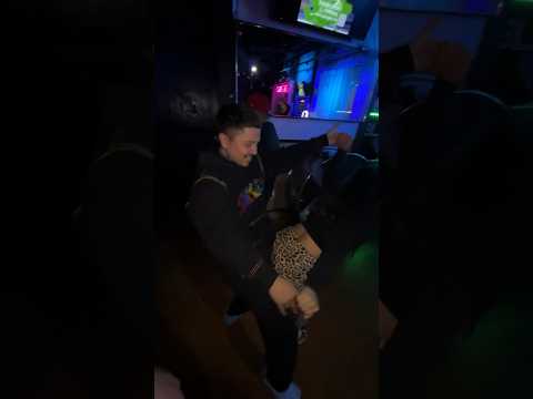 How to pull a girl at the club