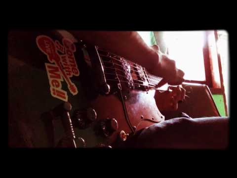 RECORDS GUITAR WITH ERNIEBALL strings and EPIPHONE SG