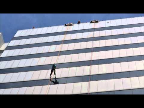 Management Solutions went "Over the Edge" for the Restoration House of Knoxville