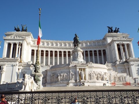 Traveling ..Rome Italy ..Piazza Venezia , Piazza Navona 4K Video