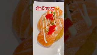 So pretty 😍 #sushi #salmonsushi #satisfying #foodie #food #foodlover #foodgasmic