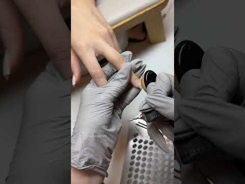 Russian manicure step by step tutorial #manicuretutorial #russianmanicure #nailtutorial #gelnails