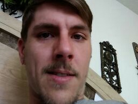 Slingblade plays Live Stream