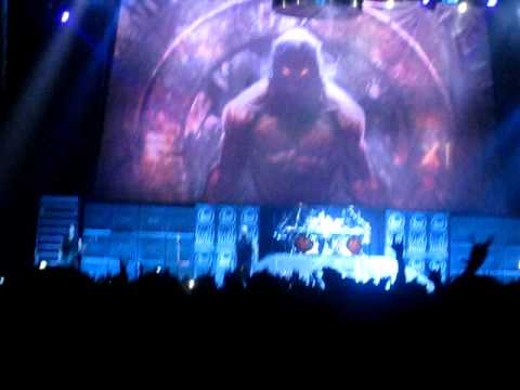 Disturbed- Remember  (Part 2 of 2) - Heavy  @ IZOD 04.22.2009