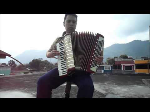 Yann Tiersen - La Veillée-acordeon ( interpretación de Axel)