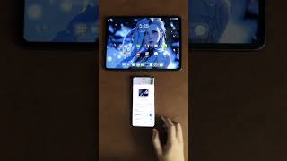How to Share Your Smartphone Screen on a Tablet in Seconds!
