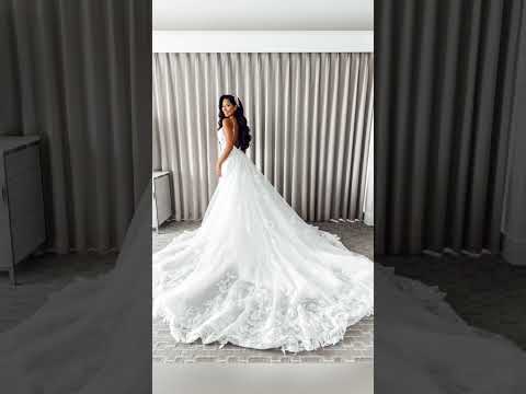 Wedding photography brides getting ready portraits shot on canon r6