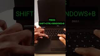 FIX BLANK, BLACK OR FROZEN SCREEN WITH THIS SIMPLE KEYBOARD SHORTCUTS! #blankscreen #blackscreen