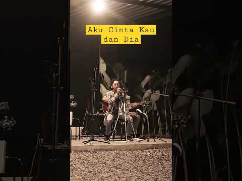 Dewa 19 Aku Cinta Kau dan Dia #hits #hitsongs #dewa19 #shorts #laguviral #musik #cafe #musikviral
