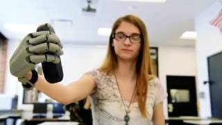 High School tech teacher prints out prosthetic hand for student
