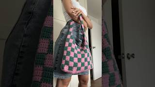 My new favourite bag 💖✨ #crochet #crochetbag #crochettotebag #crocheting #crochetshoulderbag