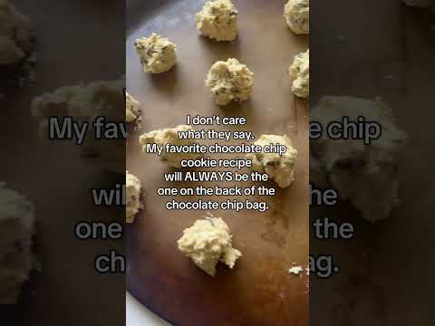 THE BEST CHOCOLATE CHIP COOKIE RECIPE #easyrecipe #baking #sahm #recipe #chocochipcookies