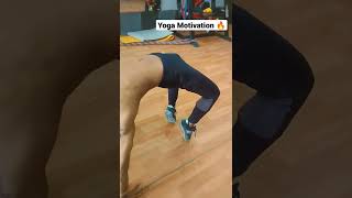 Chakraasan Pose Yoga #ashortaday #creatingforindia#shorts #youtubeindiacreator #Yoga#yogainspiration