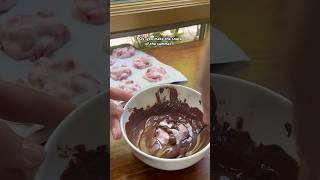 POV: you make the snack of the summer… #viralshort #frozenyogurt #strawberry #summerfood