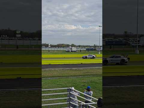 Don't blink or you will miss it! 221MPH!? #dodgeviper #viper #lamborghini #200mph #twinturbo #tx2k