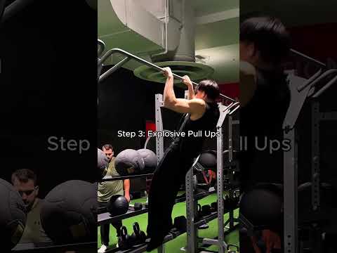 The muscle up is a demonstration of pure explosive pulling power 💥 #calisthenics #tutorial