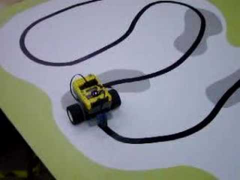 Line following Mindstorm bot