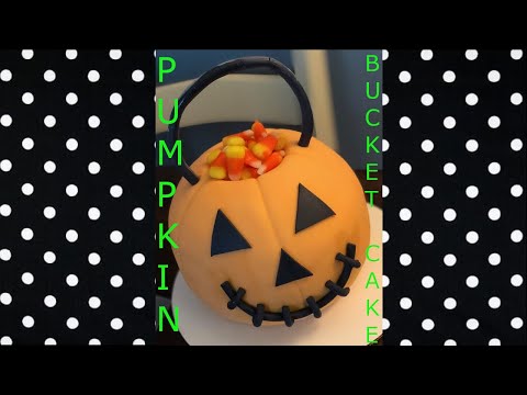 Pumpkin treat bucket cake!