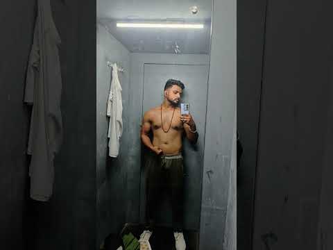 Hustle for that muscle.#bankerslife #fitnessmotivation #officers #model #workoutmotivation