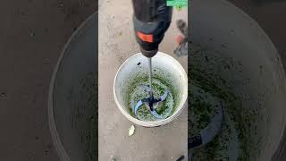 🪣⚙️ Drill Blade Attachment Showcasing Efficient Liquid Mixing