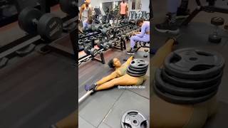 First time at a gym🏋️‍♂️🤦… #shorts #gym #workout #react #relatable #funny #gymworkout