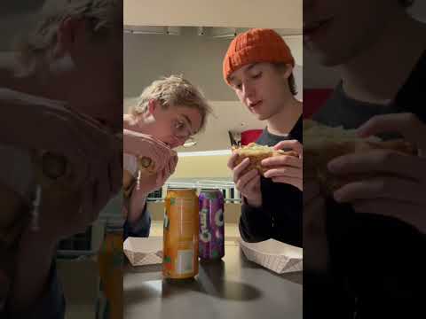 Billy’s dogs gone wrong #horrifying#mukbang #fail#onelove#booty#hotdog