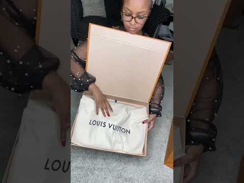 Unbox my Louis Vuitton Neverfull with me 👜 #louisvuitton #purse #unboxing