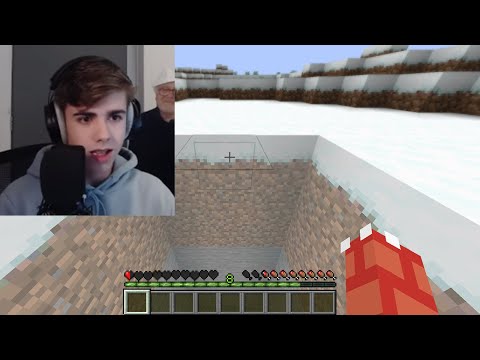 I trapped this streamer with invisible blocks…