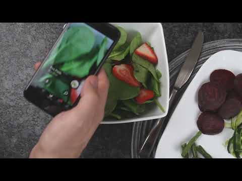 Typing-free meal tracking experience