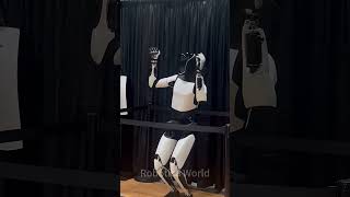 Robots love to dance#funny  #robot #shorts
