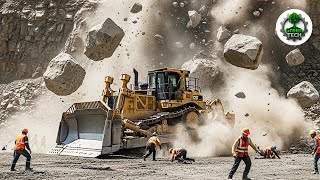 Jaw-Dropping Bulldozer Operator Skills So Crazy You’d Think They’re Fake!  #15
