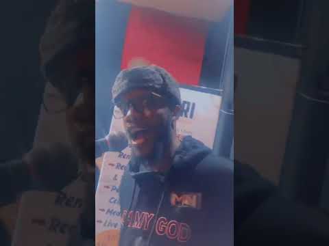 wakadinali on a reggae version ..