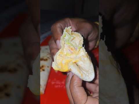 🧀 Crunchy Nug Shawarma | Cheesy Chicken Chapathi Wrap 🌯🔥 #malayalamvlog #dailyvlog