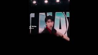 WTF!? JaeYong wilding on stage these days #jaeyong #taeyong #jaeyhun #nctu #nct127 #baggyjeans