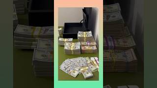 $400k $400,000 #cash #money #transport #briefcase #cashflow #wealth #rich #life #cashisking
