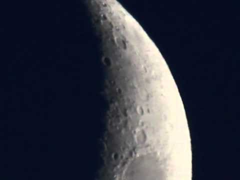 The Moon with a T2i / 550d with 115x zoom (100-400mm, 1.4x tele and 640 video crop)